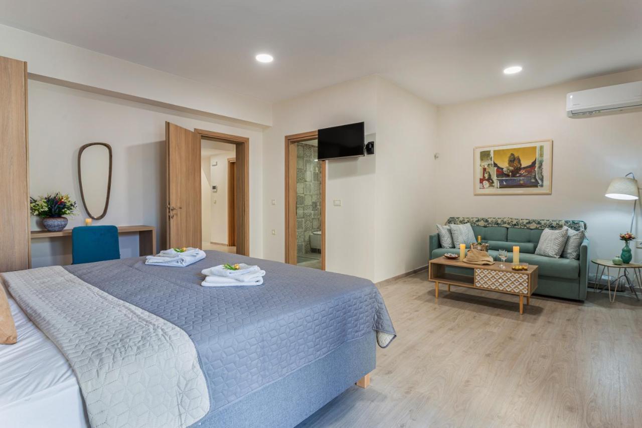 Gallery Art Apartment Chania Crete Chrissi Akti Chania Exterior foto