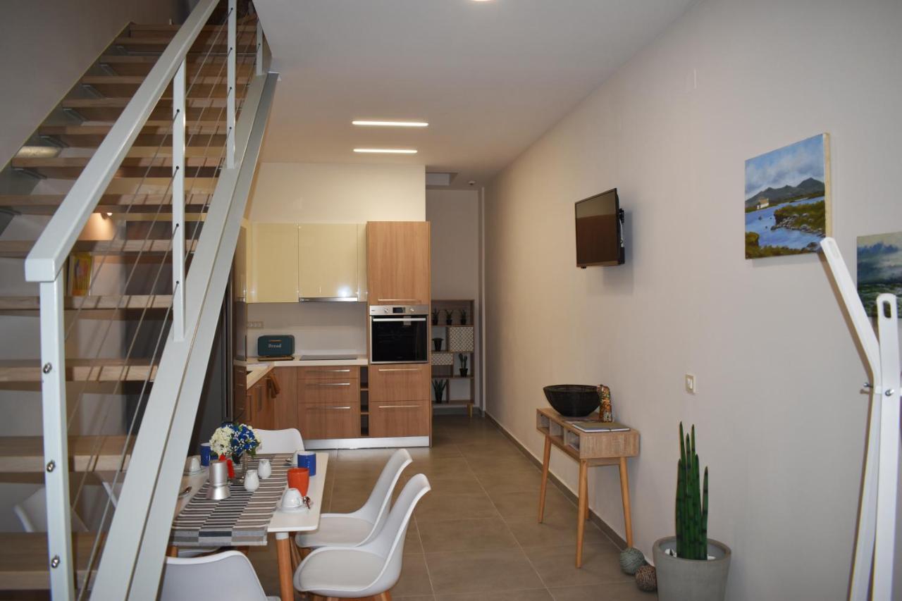 Gallery Art Apartment Chania Crete Chrissi Akti Chania Exterior foto